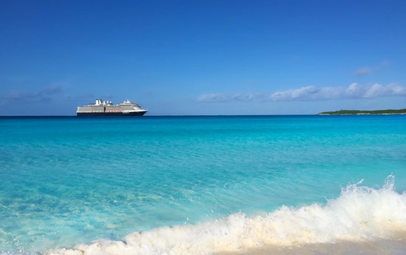 Cruiseschip in de Caraïben