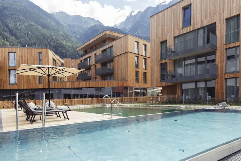 Het All-Suite Resort Ötztal bestaat uit luxe appartementen in Öetz in het Ötztal © All-Suite Resorts Ötztal