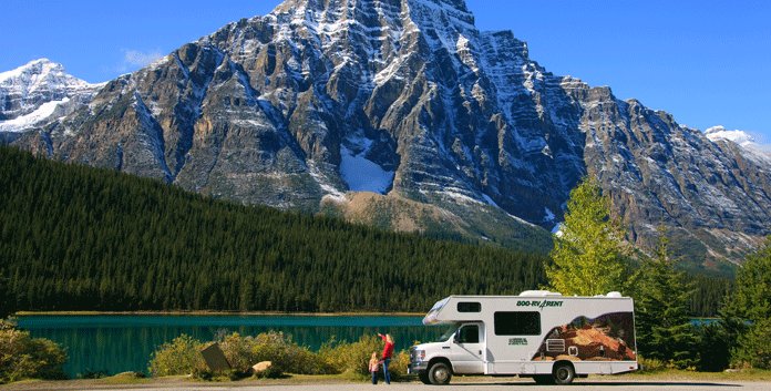 Fly to the West houdt camper roadshow voor reisverkopers