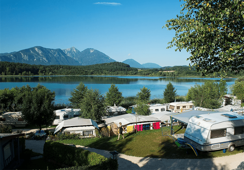 Kamperen op een camping in Karinthie aan een meer © Daniel Zupanc / Kärnten Werbung Kärnten Werbung