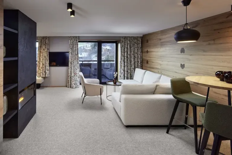 Het 5 * wellnesshotel Der Böglerhof beschikt over 76 royale kamers en suites. © Der Böglerhof