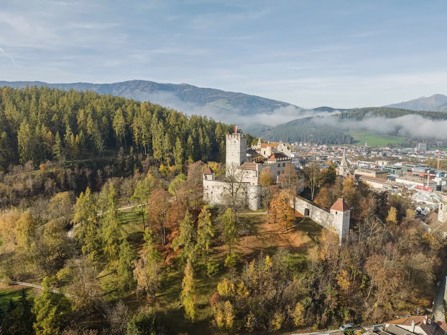 Bruneck is de enige stad in de Dolomietenregio Kronpltaz © wisthaler.com / Dolomitenregion Kronplatz
