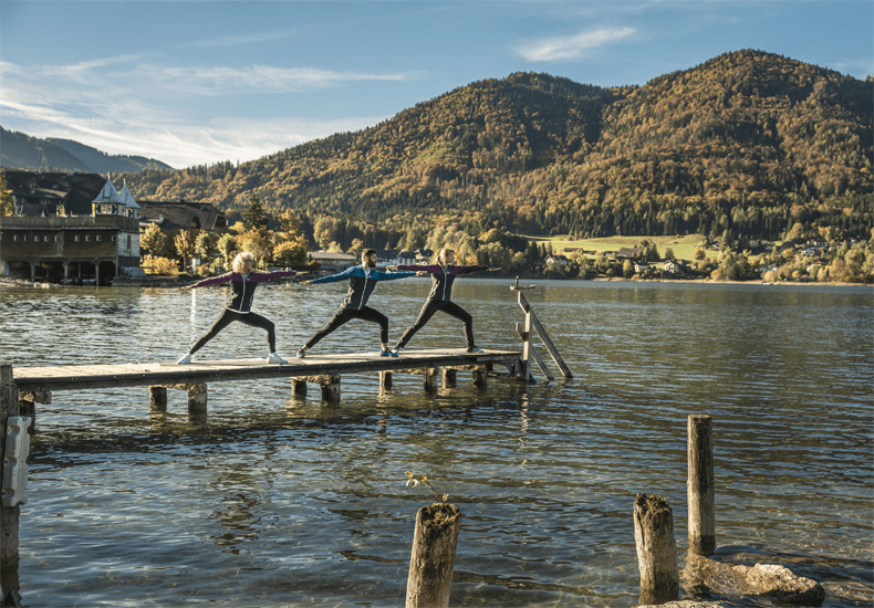Yoga aan de Fuschlsee. © Ebner's Waldhof.