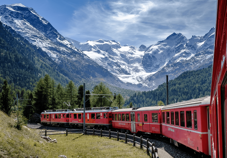 Glacier Express © Andreas Stutz op Unsplash