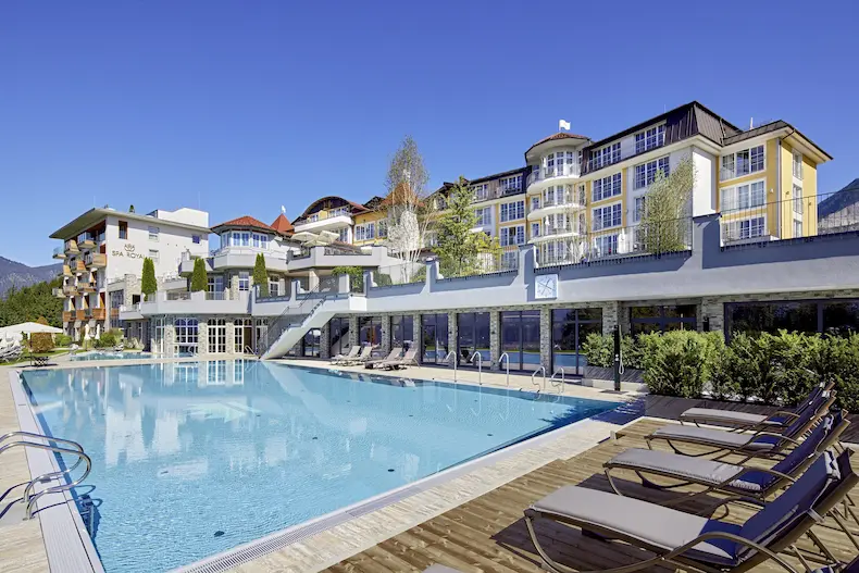 Hotel Panorama Royal heeft nieuwe buitenzwembaden gekregen. © Hotel Panorama Royal