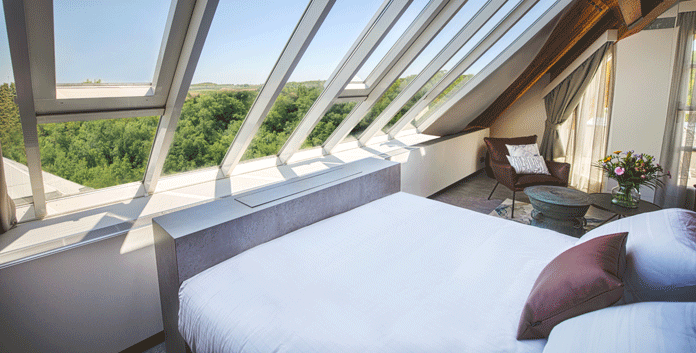 Vernieuwd hotel Thermae 2000: Slapen in een piramide met uitzicht over de Limburgse heuvels