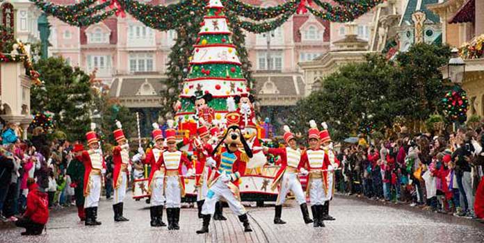 Vier kerst in Disneyland Parijs
