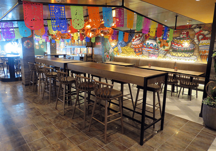 Het Spaans-Mexicaanse specialiteiten restaurant Hola! op de MSC Euribia. © Nico van Dijk / Reisprofs.nl