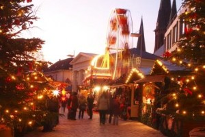 reuzenrad-kerstmarkt-oldenburg-c-otm-fotograaf-torsten-krueger_klein