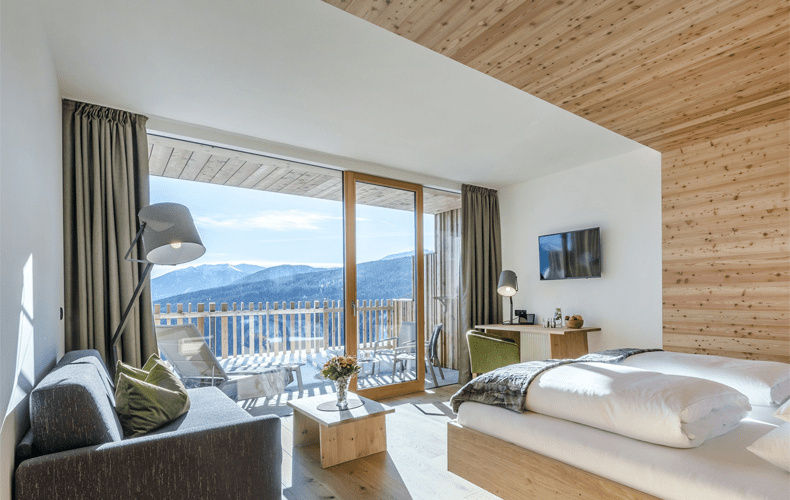 Panoramasuite Alpina in het Tratterhof Mountain Sky Hotel © Günter Standl / Tratterhof Mountain Sky Hotel