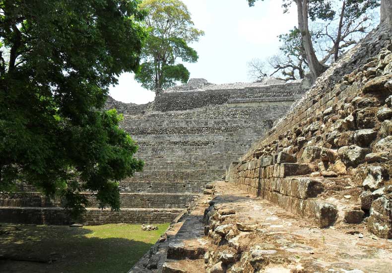 De Maya-ruines van Copán in Honduras. © Juan Cernas via Pixabay 