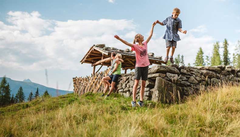 Met het hele gezin genieten van een actieve vakantie in de Wildkogel-Arena. © Wildkogel - Arena Neukirchen & Bramberg