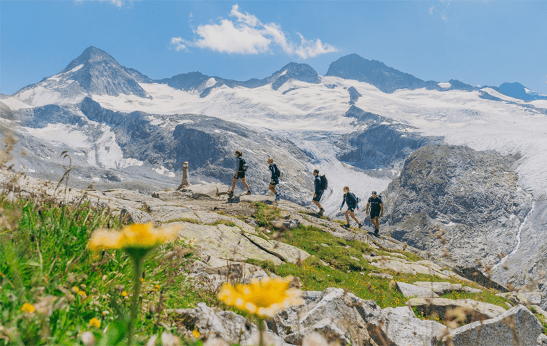 In de Wildkogel-Arena kun je wandelen met uitzicht op de hoogste toppen van Oostenrijk. Ook wandelingen naar de gletsjer zijn mogelijk. © Wildkogel-Arena Neukirchen & Bramberg